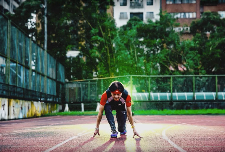 Taiwan's Unstoppable Granny Running Full Speed at 81