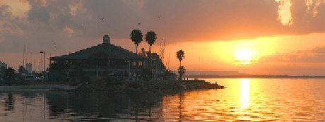 Early morning at Davis Islands in Tampa, Florida by NoShoes